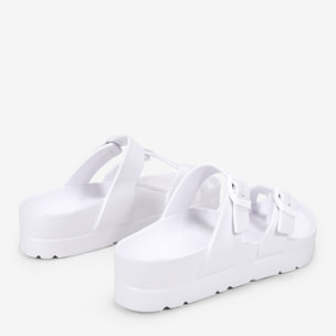 Sandalias blancas de goma con plataforma