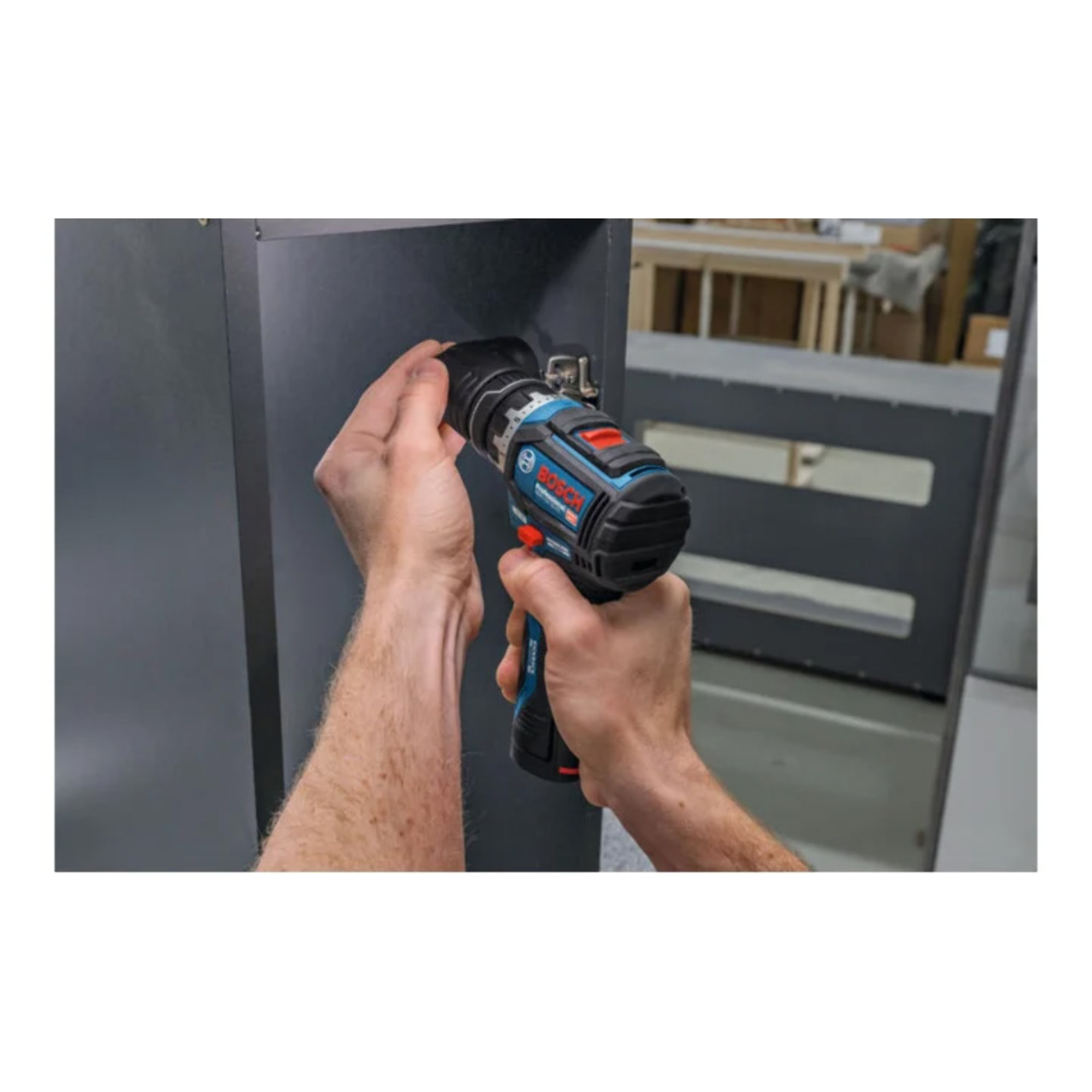 Visseuse GSR 12V-32 FC - BOSCH - Avec 2 batteries 2.0Ah - chargeur - divers embouts - L-BOXX - 06019N7101