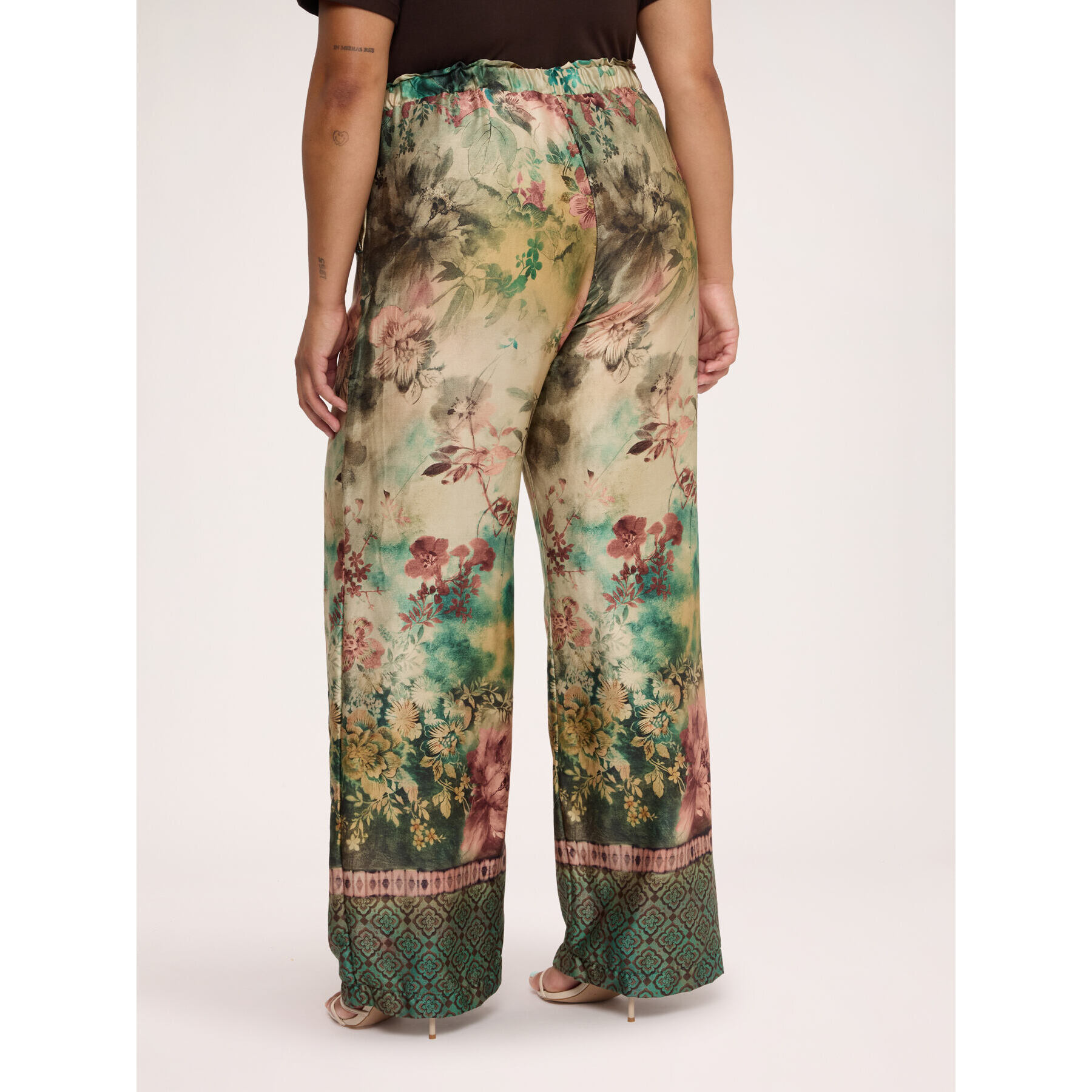 Fiorella Rubino - Pantaloni Wide Leg in raso di viscosa - Beige