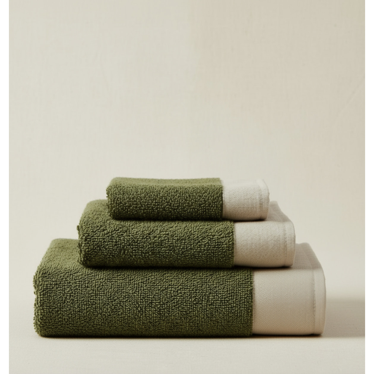 SET VISO, MANI E CORPO SPUGNA VERDE OLIVA CON BALZA IN LINO