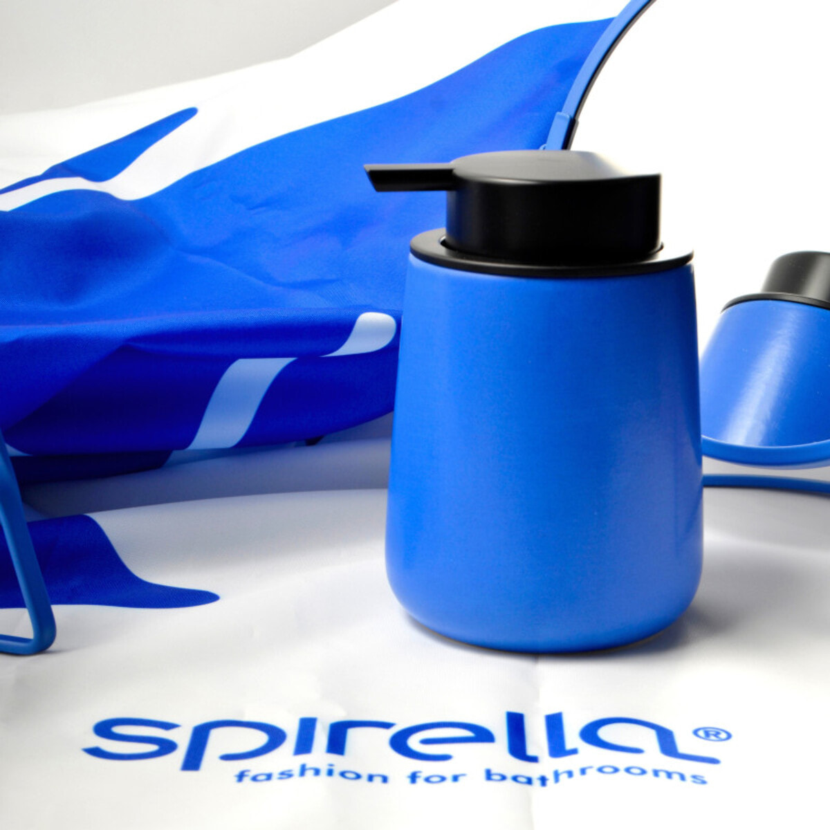 Distributeur de savon Céramique MAONIE Bleu roi mat MSV