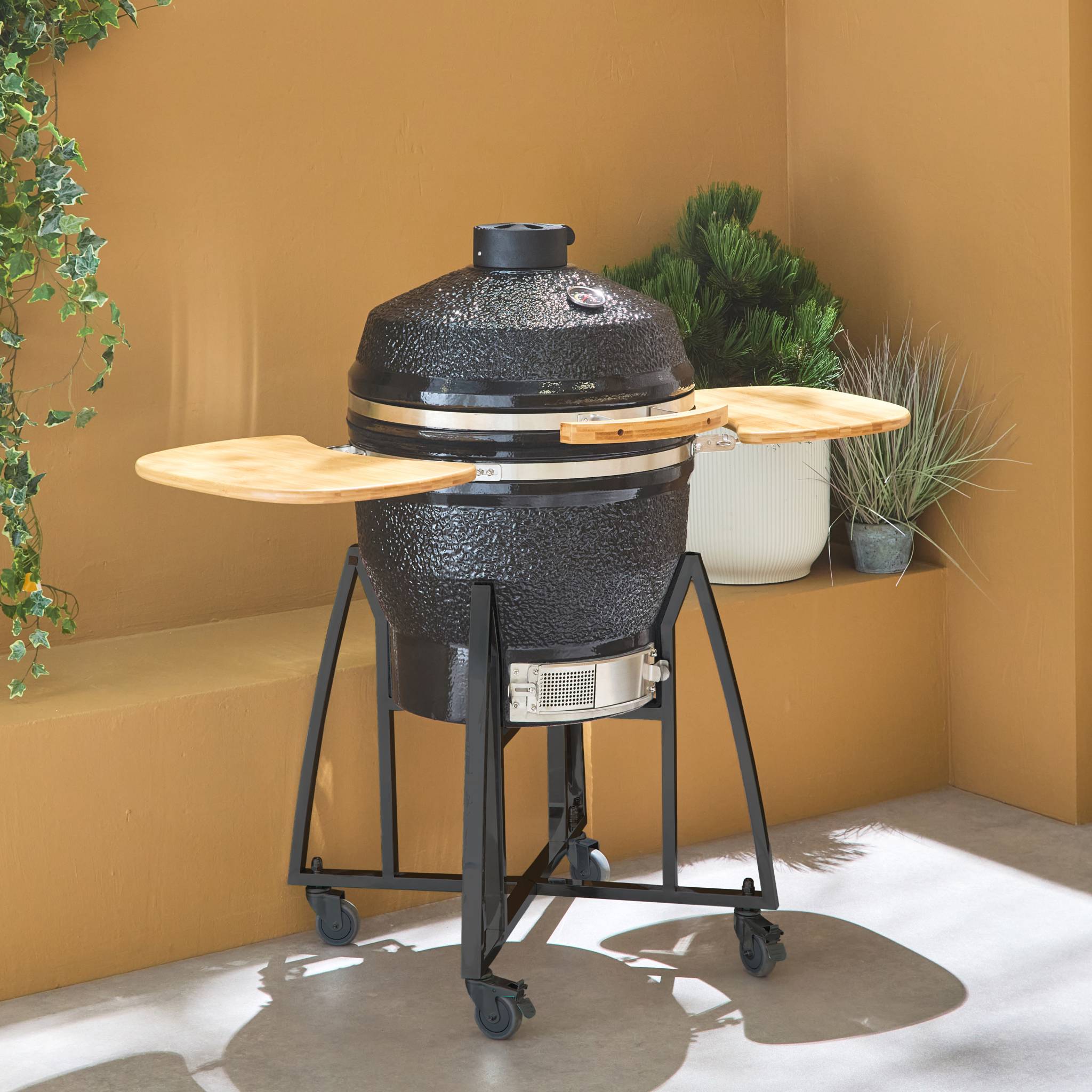 Barbecue charbon de bois, grill et fumoir, céramique Ø57cm avec roues, tablettes et housse KAMADO