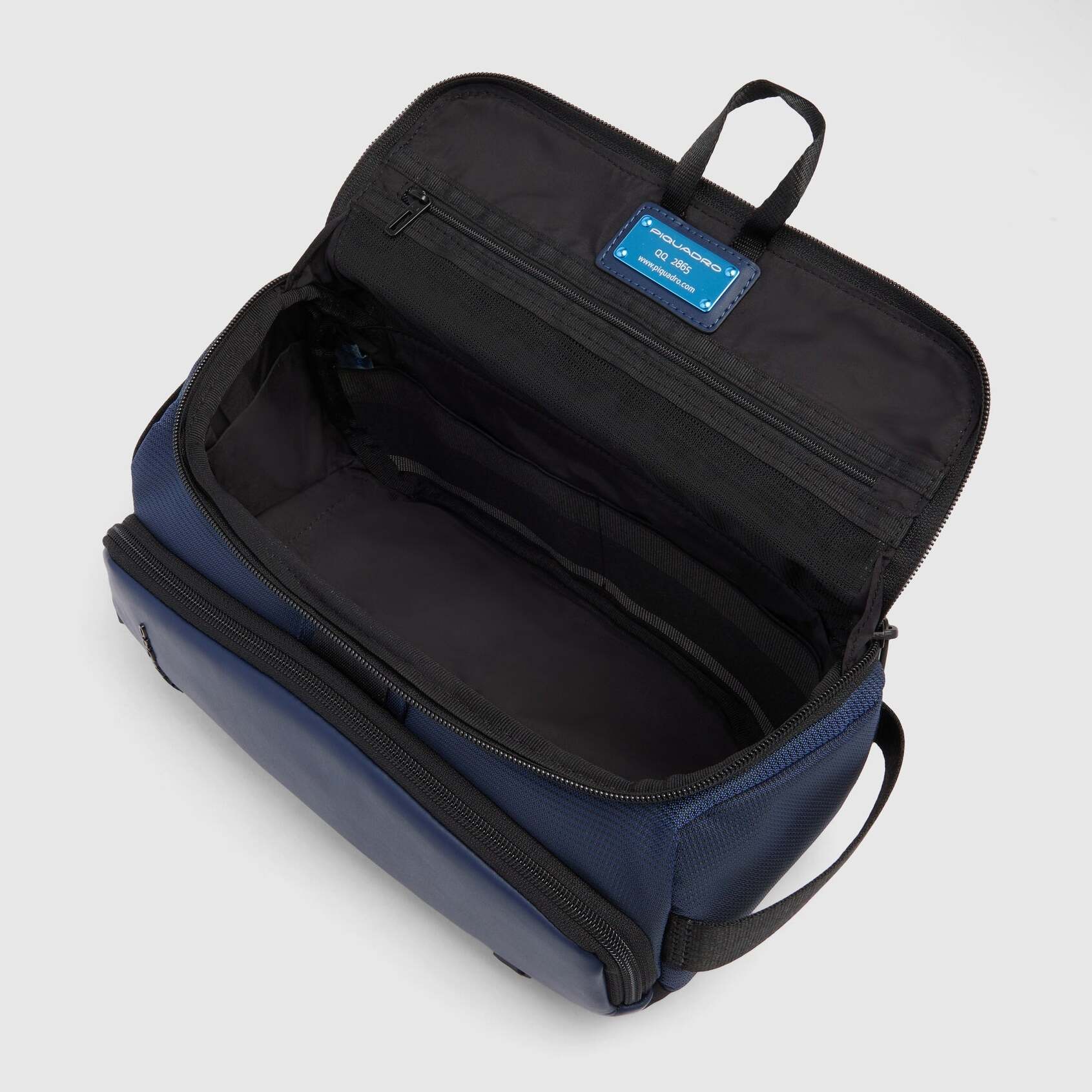 Piquadro Beauty case in materiale bio-based