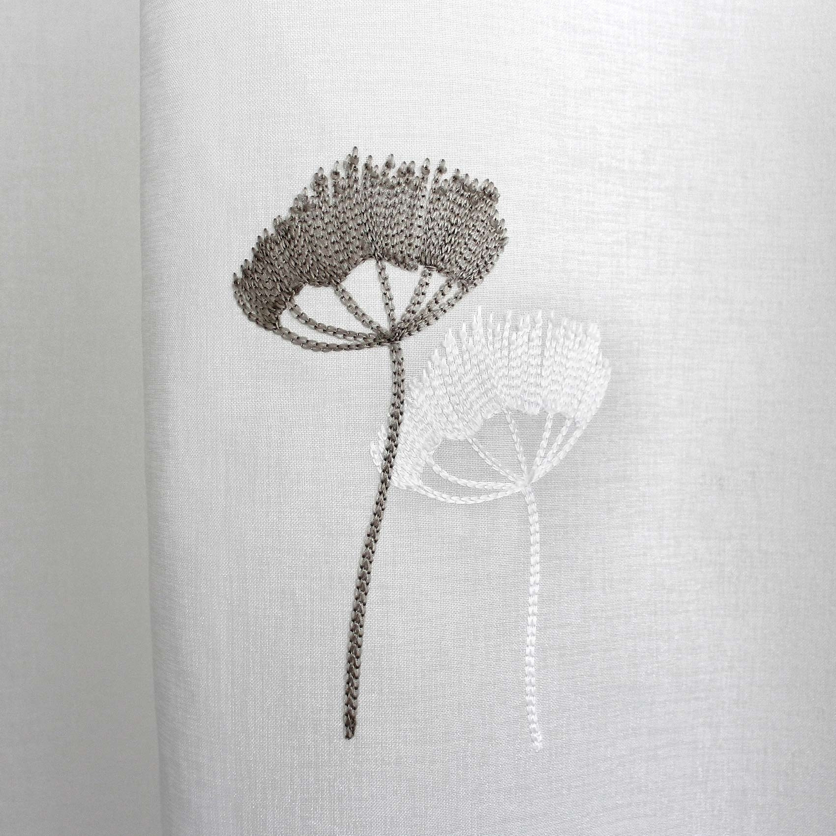 Voilage tamisant aux broderies florales - Gris Galet