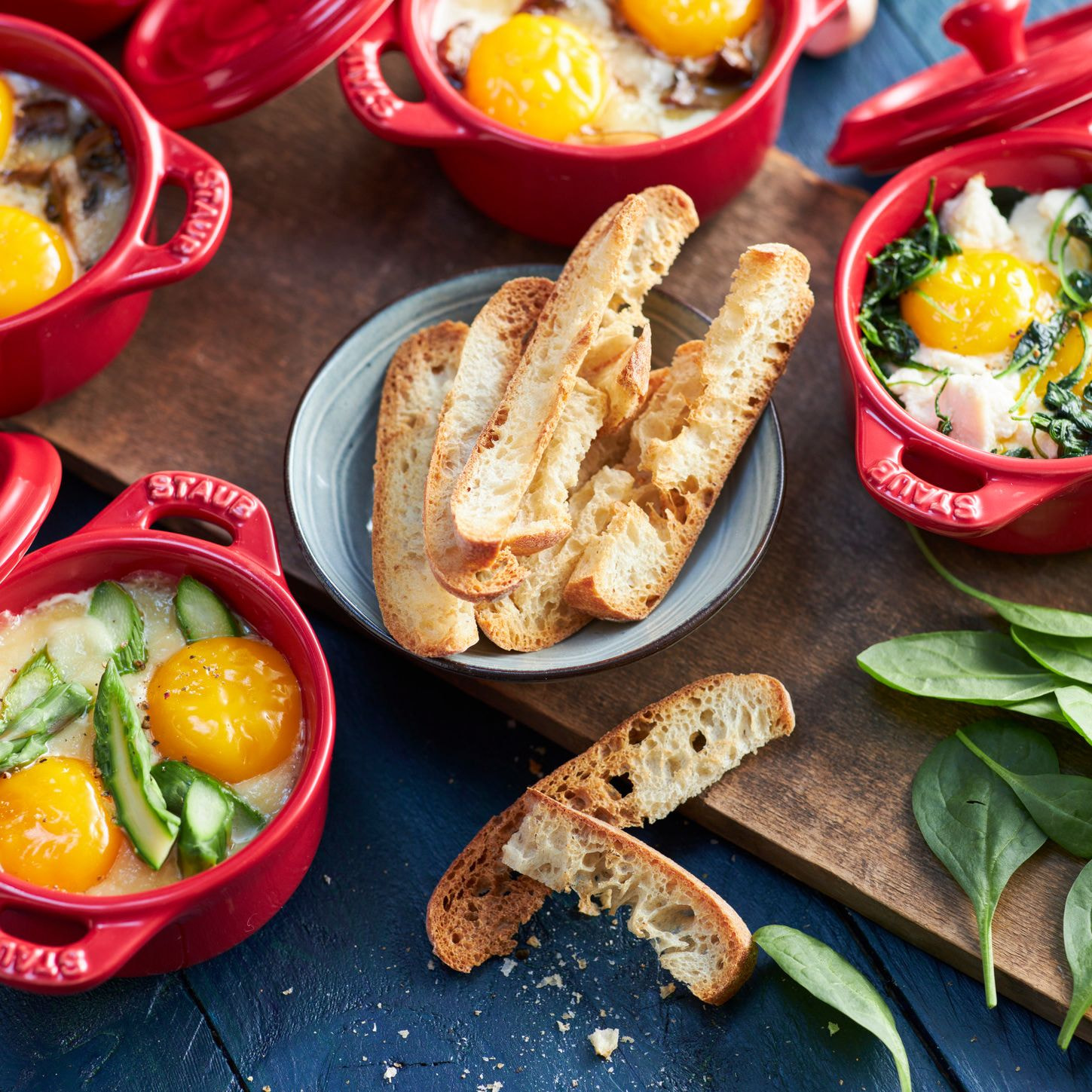 Set de Mini Cocotte. 4 pcs (x4 Mini Cocotte 10 cm). Cerise