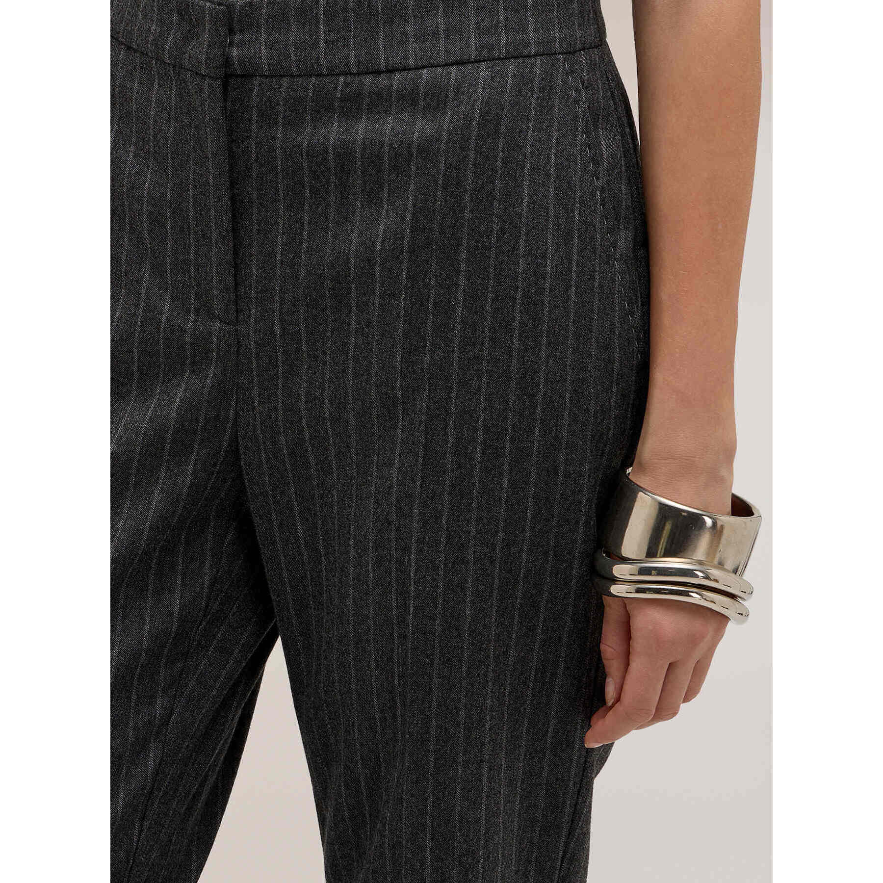 Motivi - Pantaloni flare gessati The Tailoring Lab - Grigio