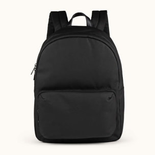 Mochila sostenible urbana negra PEAK RECYCLED BACKPACK
