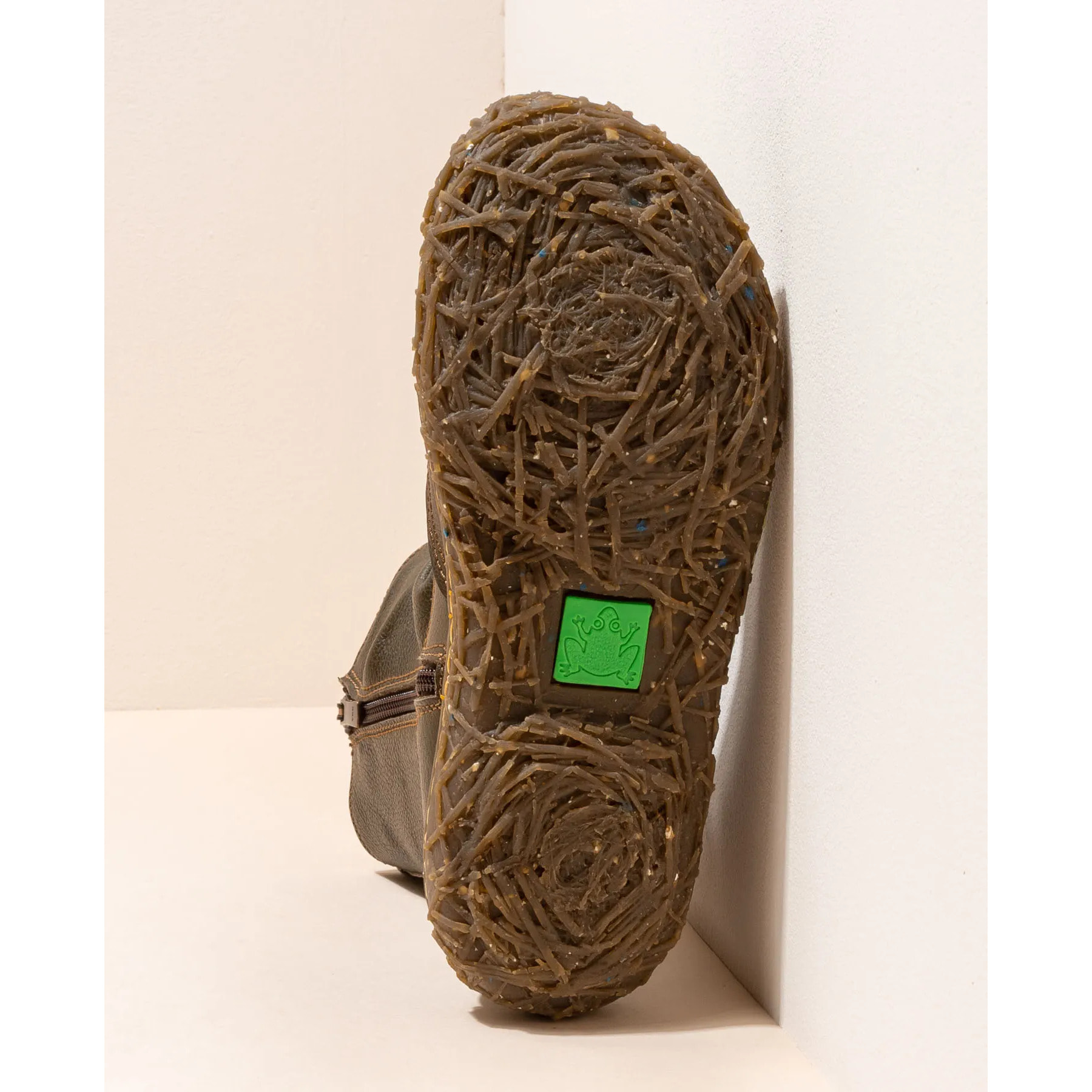 Botines N722 NATURAL GRAIN FOREST/NIDO color Forest