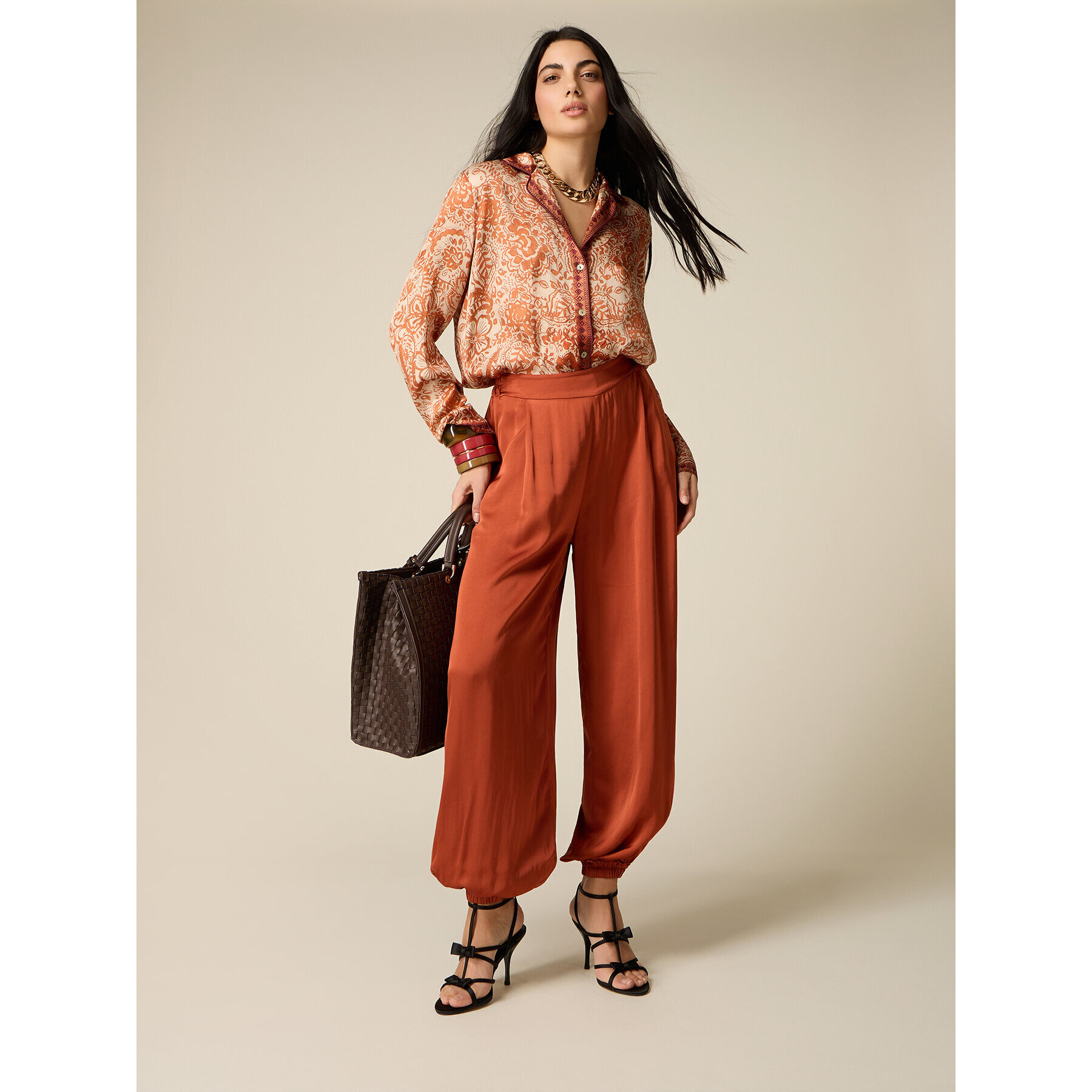 Oltre - Pantaloni in raso con elastico al fondo gambe - Arancione