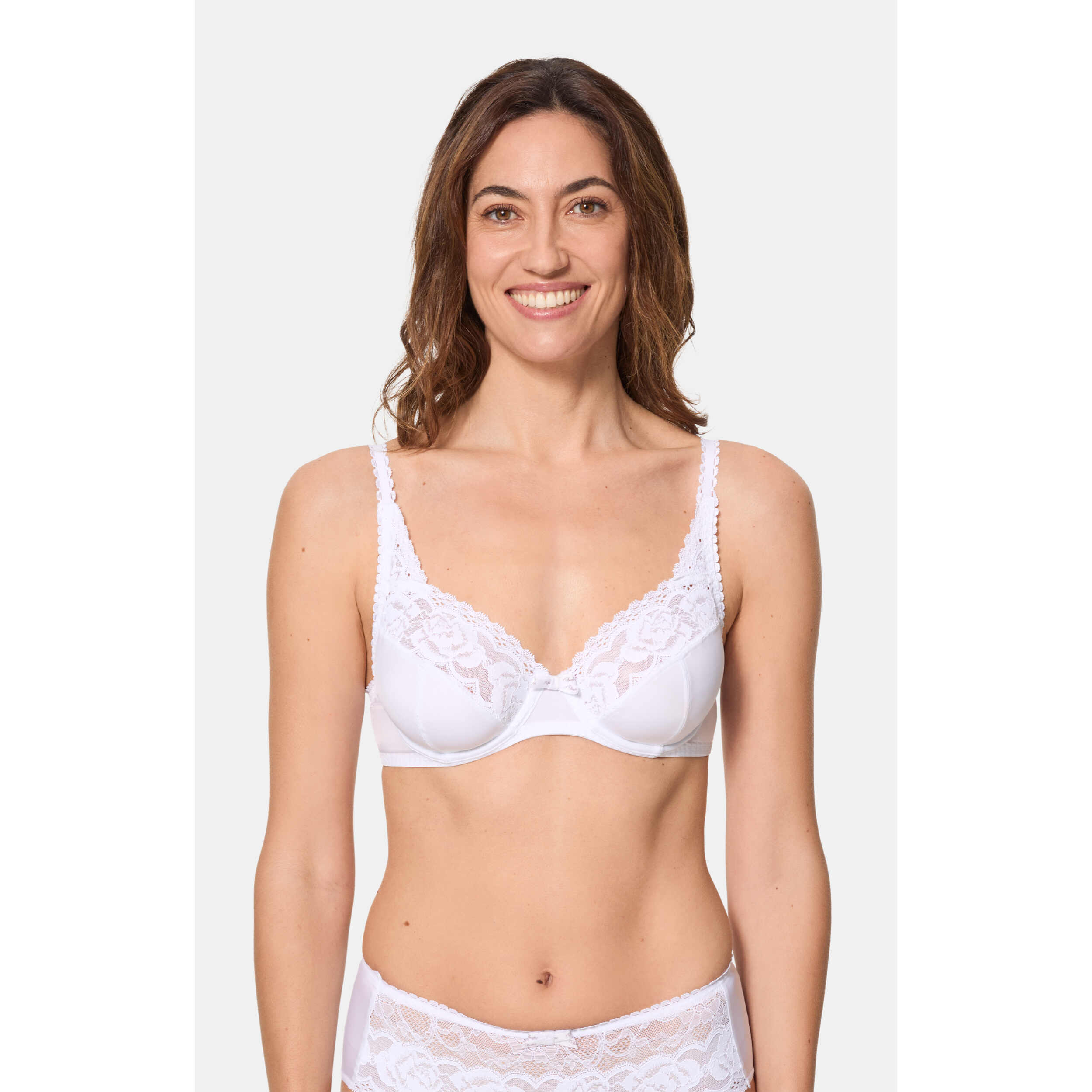 Sujetador con aros de encaje reciclado y microfibra