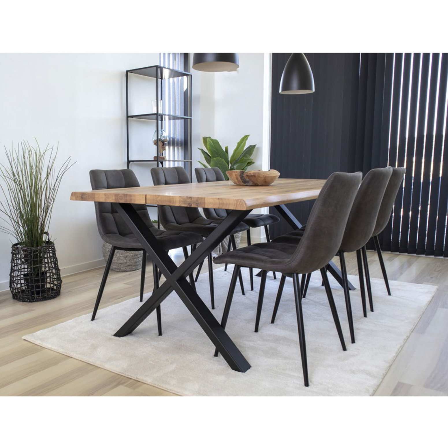 Set 2 sedie da pranzo Middelfart in microfibra grigio scuro con gambe nere