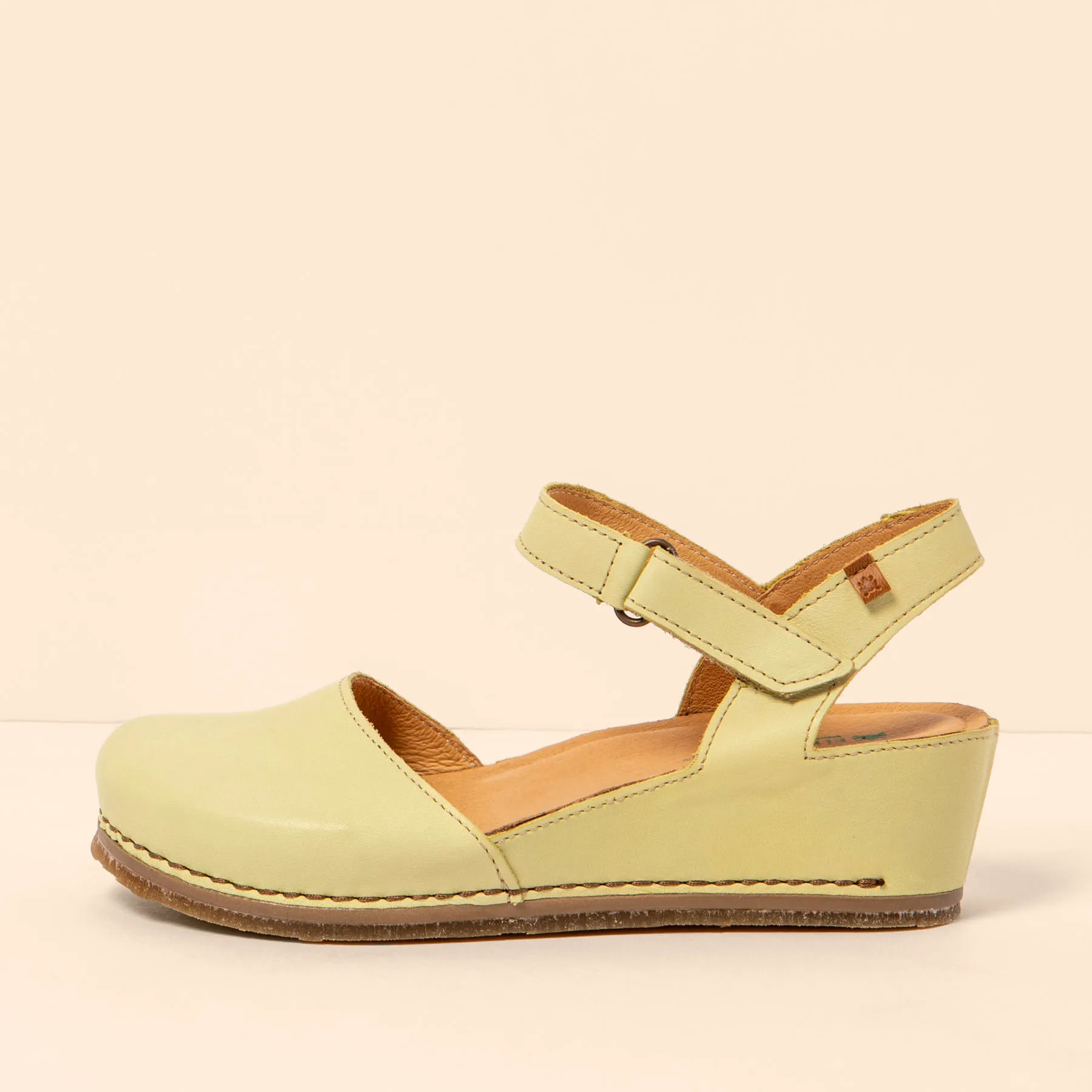 Sandalia de cuña N5850 SOFT NAPPA LIME / PICUAL color Lime