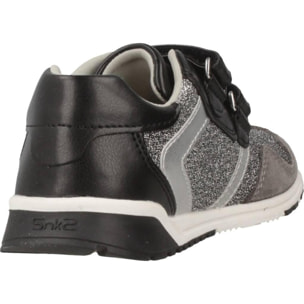 Zapatillas Niña de la marca CHICCO  modelo BEATRIZ GRIS