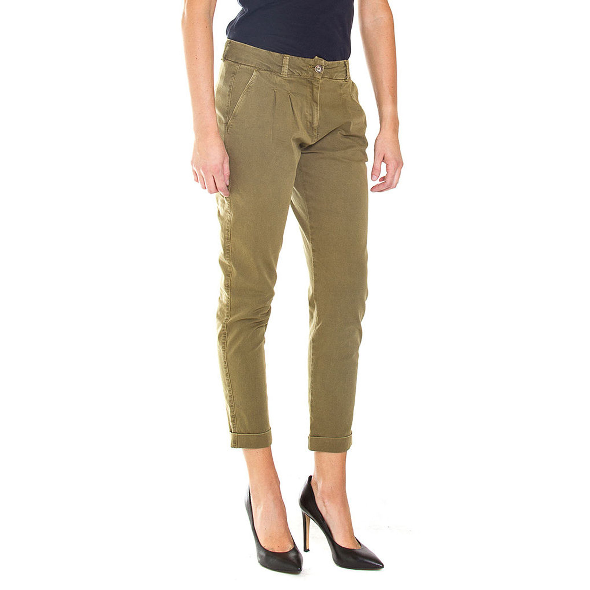 PANTALONE CHINOS IN GABARDINA STRETCH. MOD. T765. Vita regolare e gamba comoda.