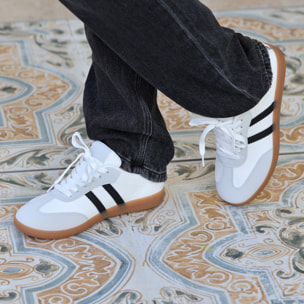 Sneakers in simil pelle scamosciata