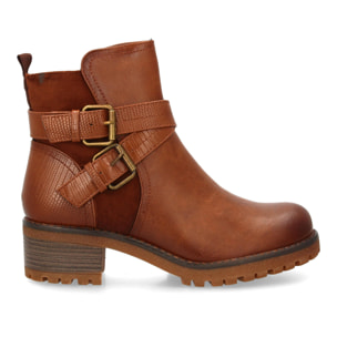 Botín casual con doble hebilla dorada