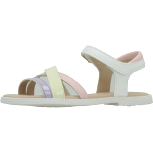 Sandalias Niña de la marca GEOX  modelo J5235D 000BC J BLANCO