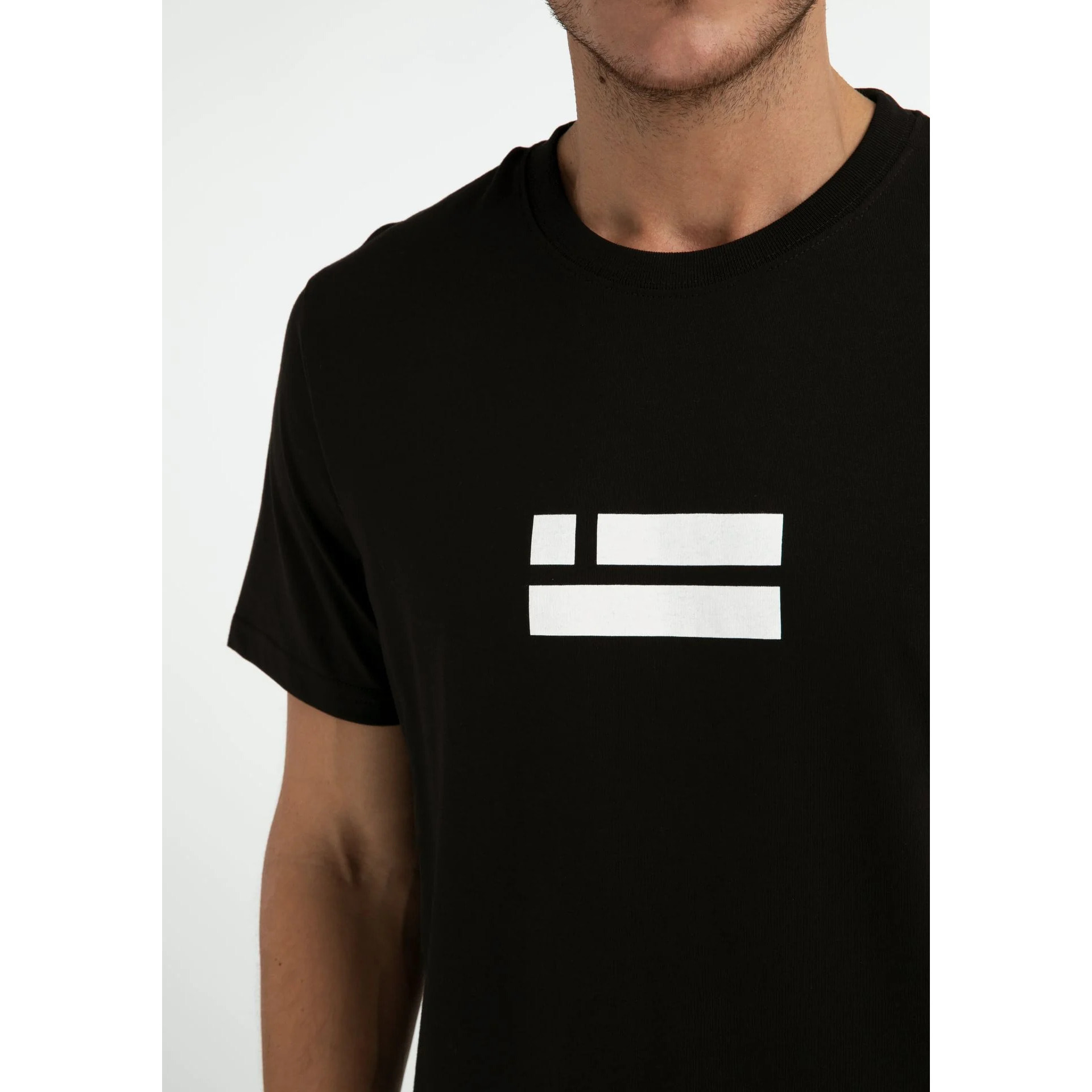 Camiseta Básica  Flag T-Shirt en Negro D.Franklin