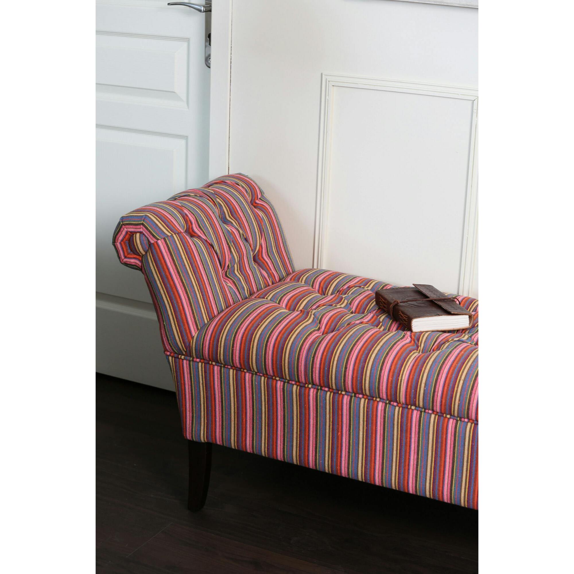Banc méridienne capitonné BUTTON