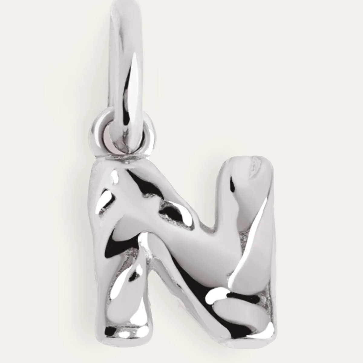 Charm Letter Organic Plata