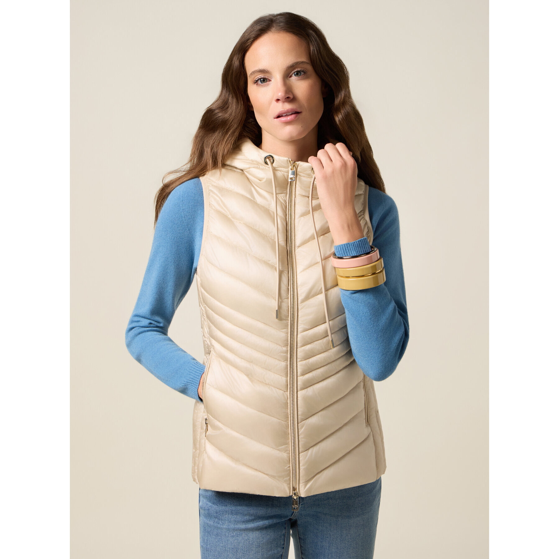 Oltre - Plumífero ligero sin mangas con capucha - Beige