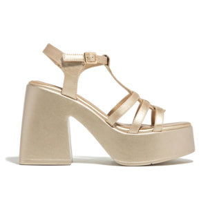 Sandalias de plataforma con tiras cruzadas