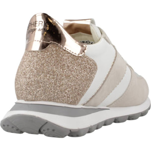 Sneakers de  Mujer de la marca GEOX  modelo D SPHERICA VSERIES BEIS
