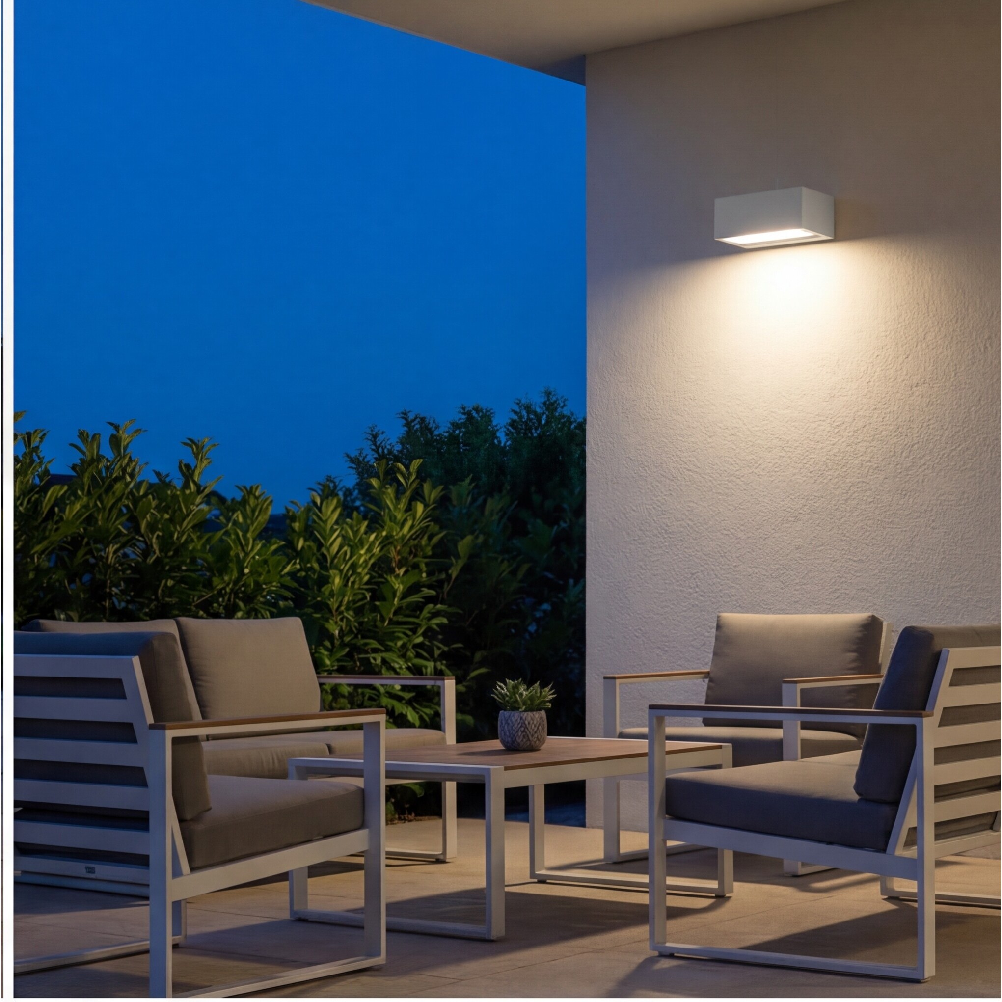 LEDS C4 Aplique Ip66 Nemesis Aluminium 70*170Mm R7S 100W Gris 640Lm