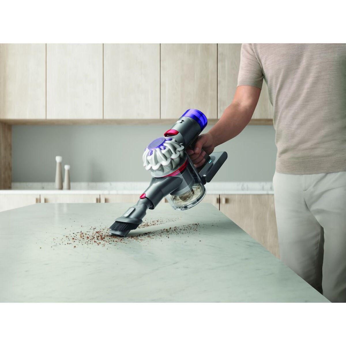 Aspirateur sans fil Dyson V7™ Advance (Argent/Argent) Aspirateur sans fil compact et puissant. Pour tous les types de sols.