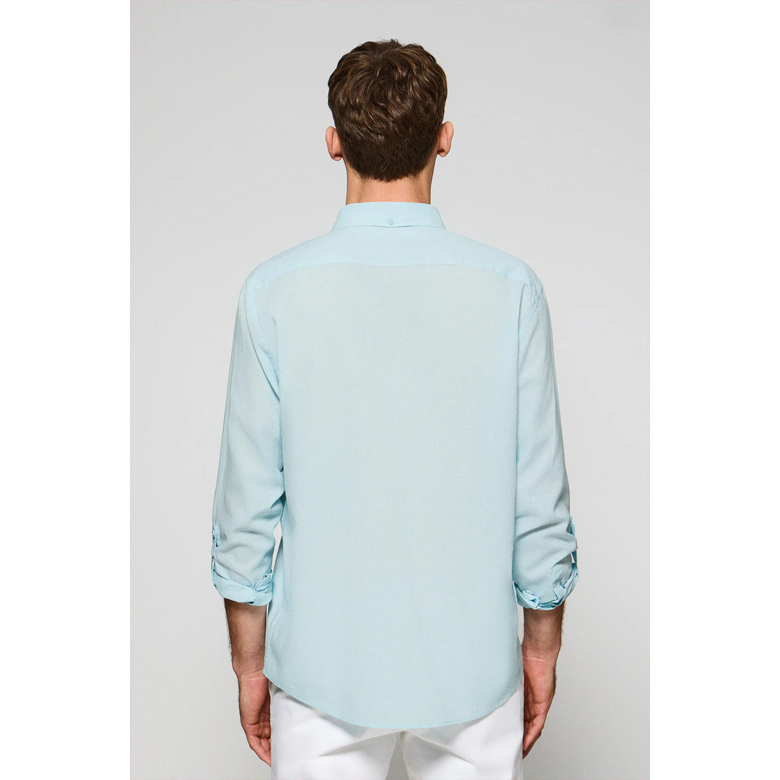 Camicia acquamarina in lino-cotone regular fit con logo ricamato