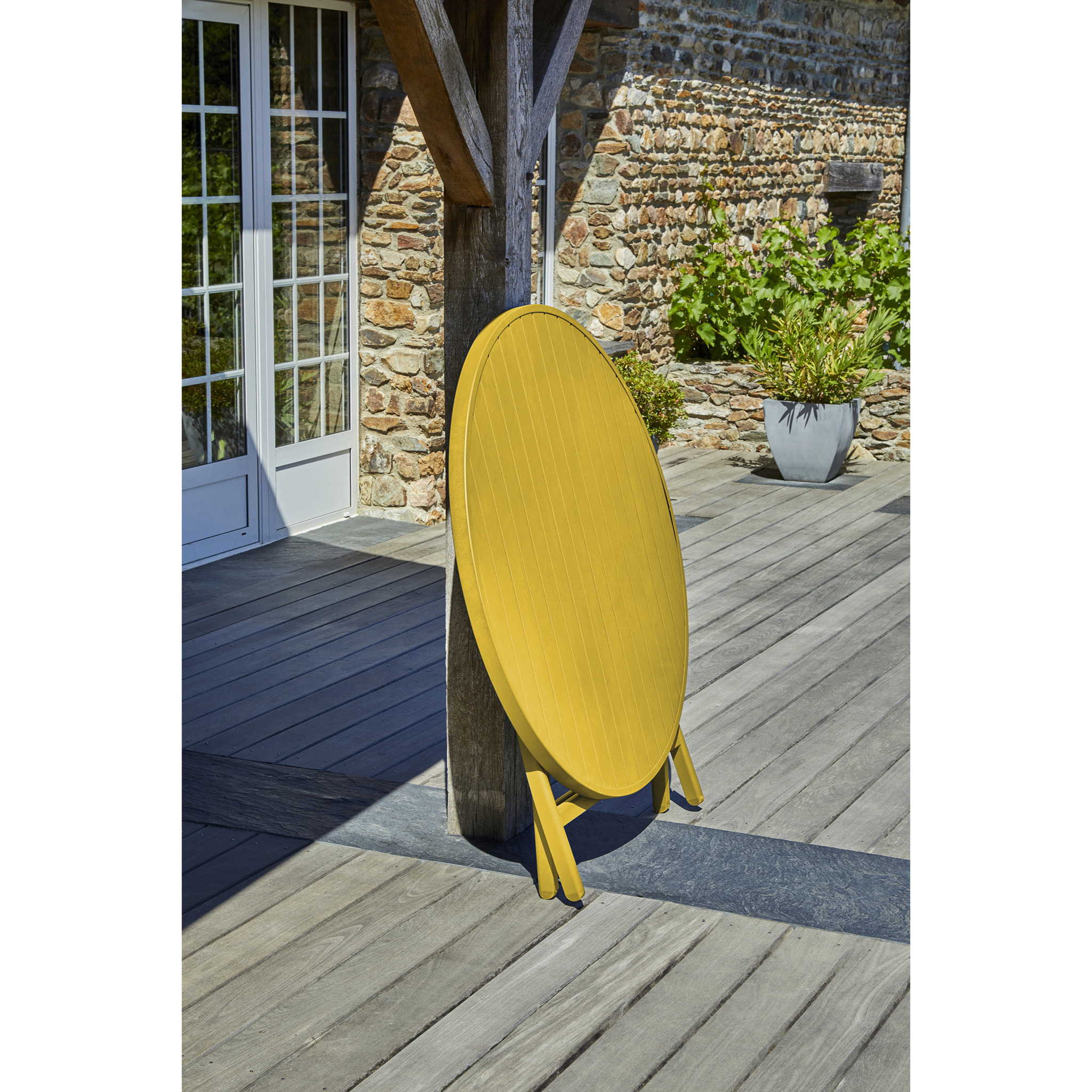 MARIUS - Ensemble repas de jardin 4 places en aluminium Jaune moutarde