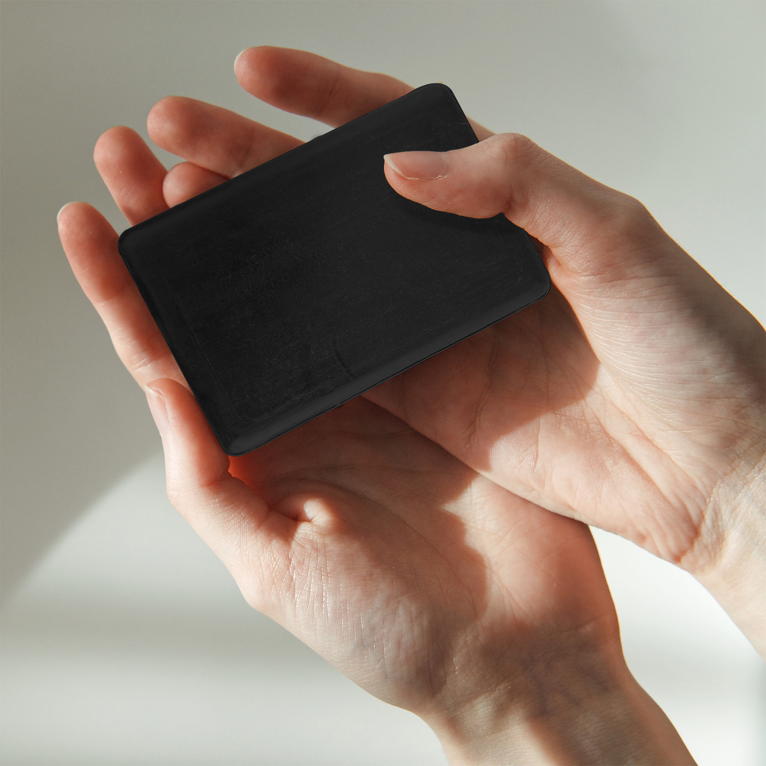 SAPONE AL CARBONE SOLIDO 100 GR.