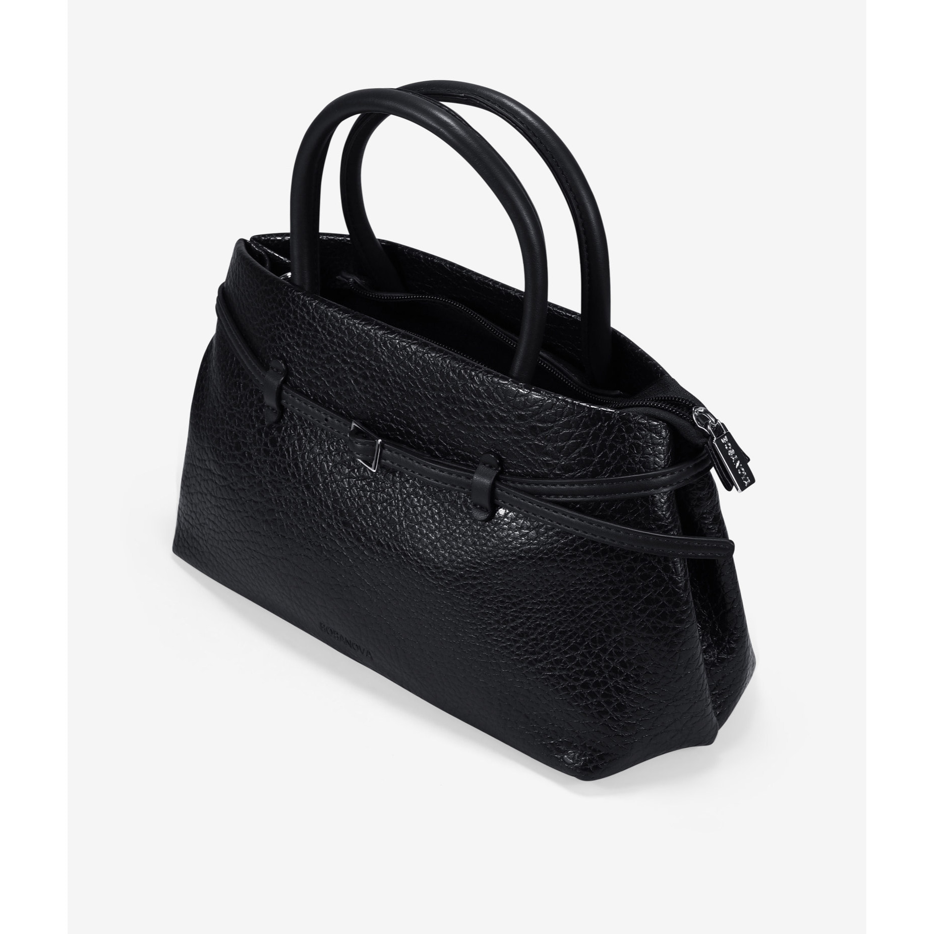 Bolso de mano negro con cinturón y hebilla