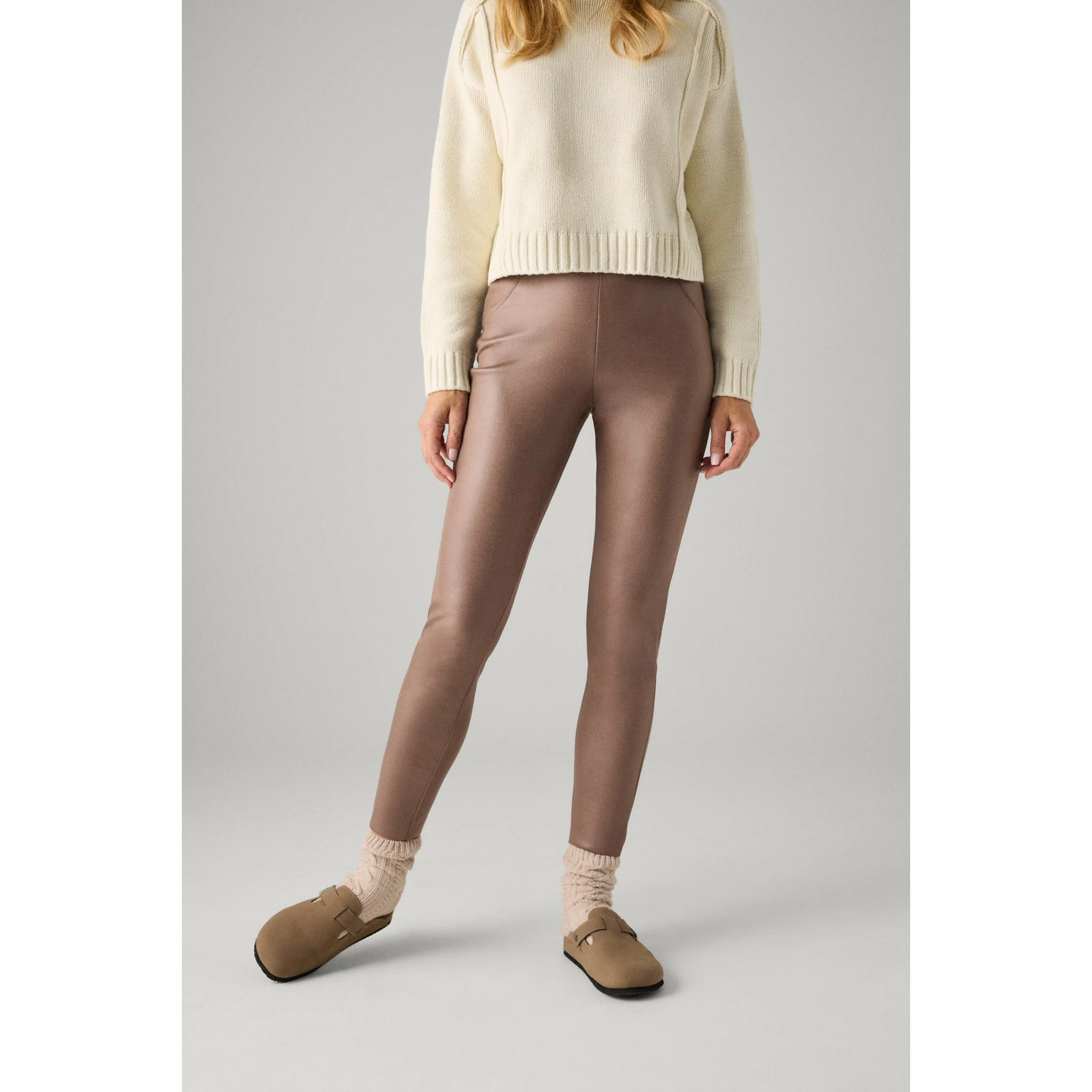 Leggings da donna con effetto metallizzato.