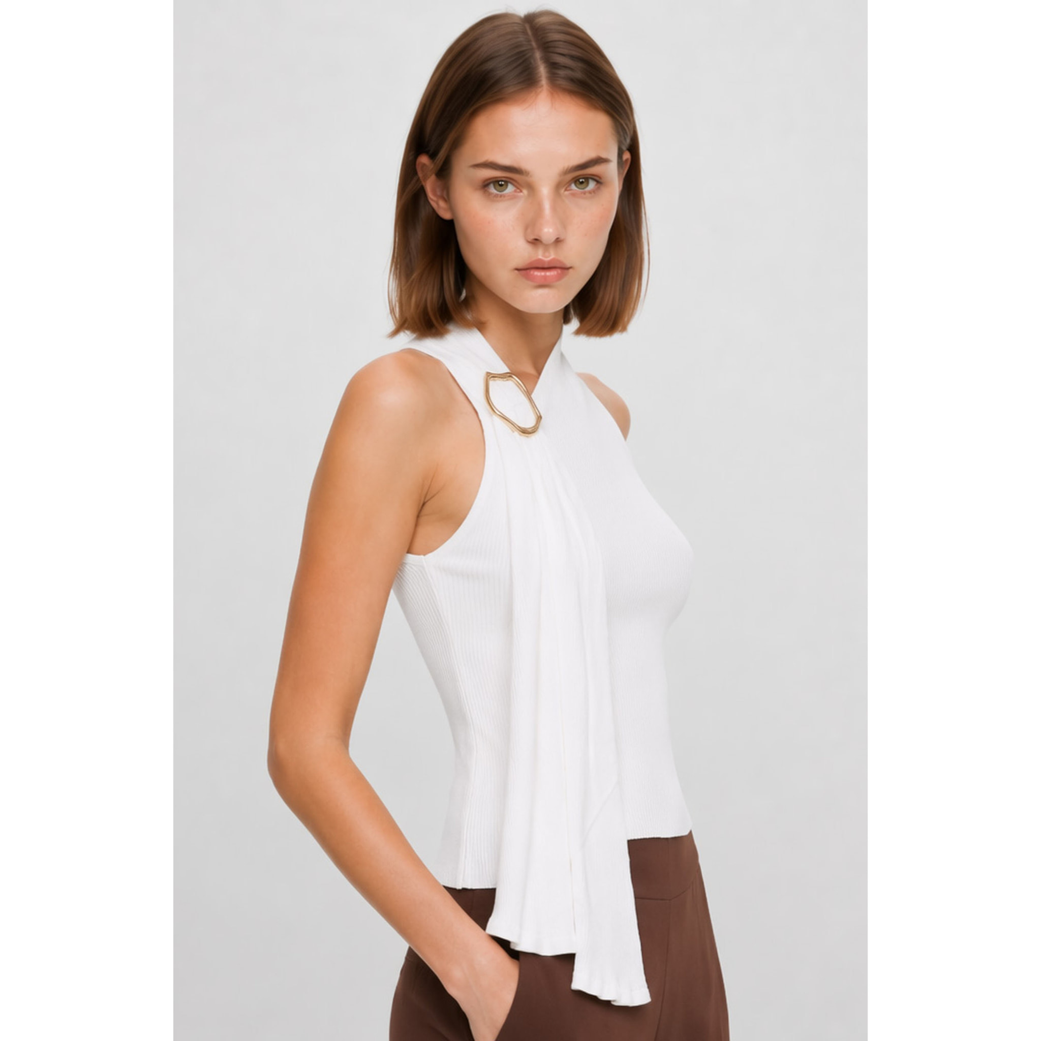 Kocca - Maglia smanicata asimmetrica a costine con anello Donna