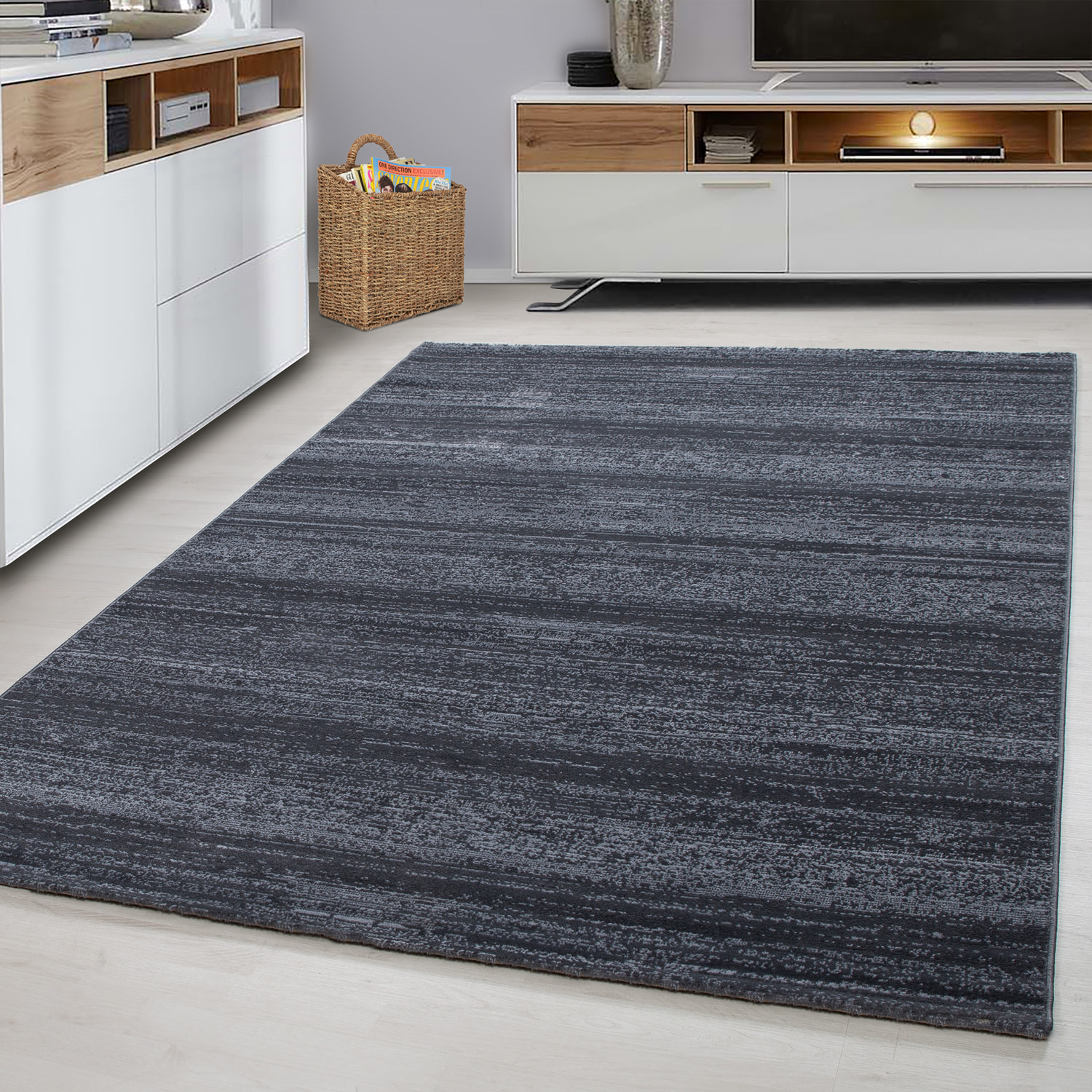 PLUS - Tapis uni à poils courts gris - PLU8000GRI