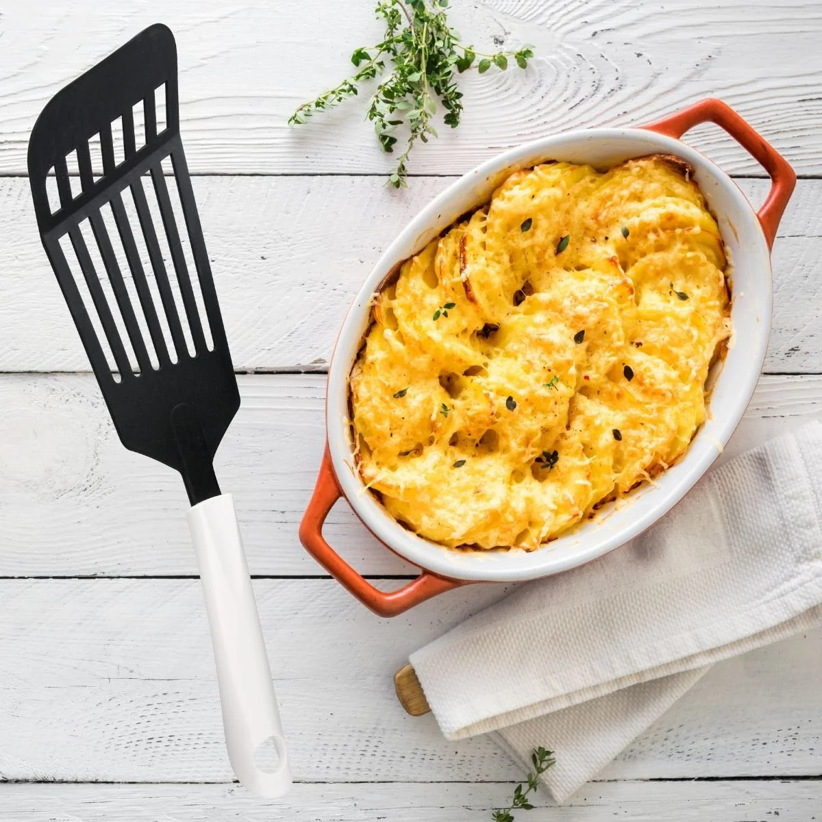 Spatule de cuisine ajourée 32 cm Fackelmann Arcadalina