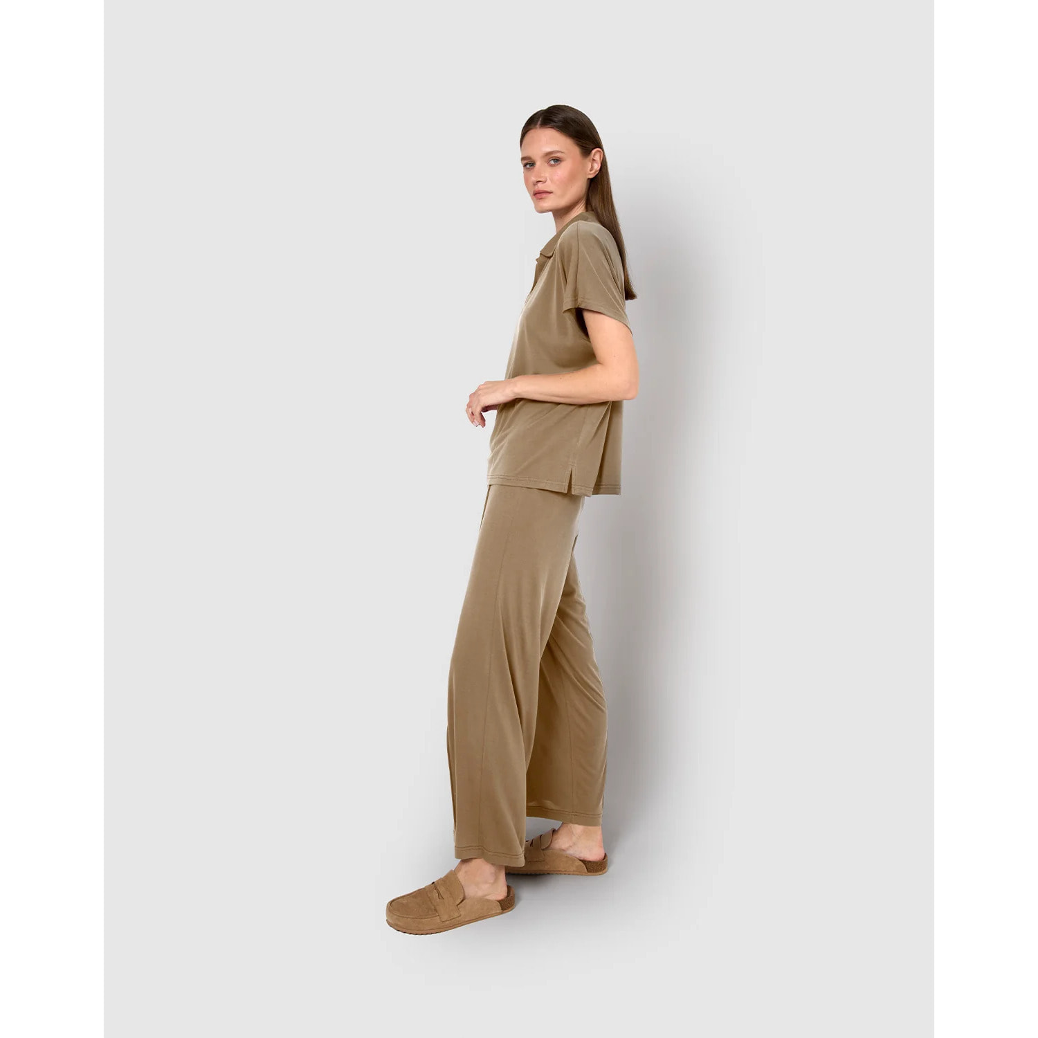 Pantaloni crop fluido verde cachi