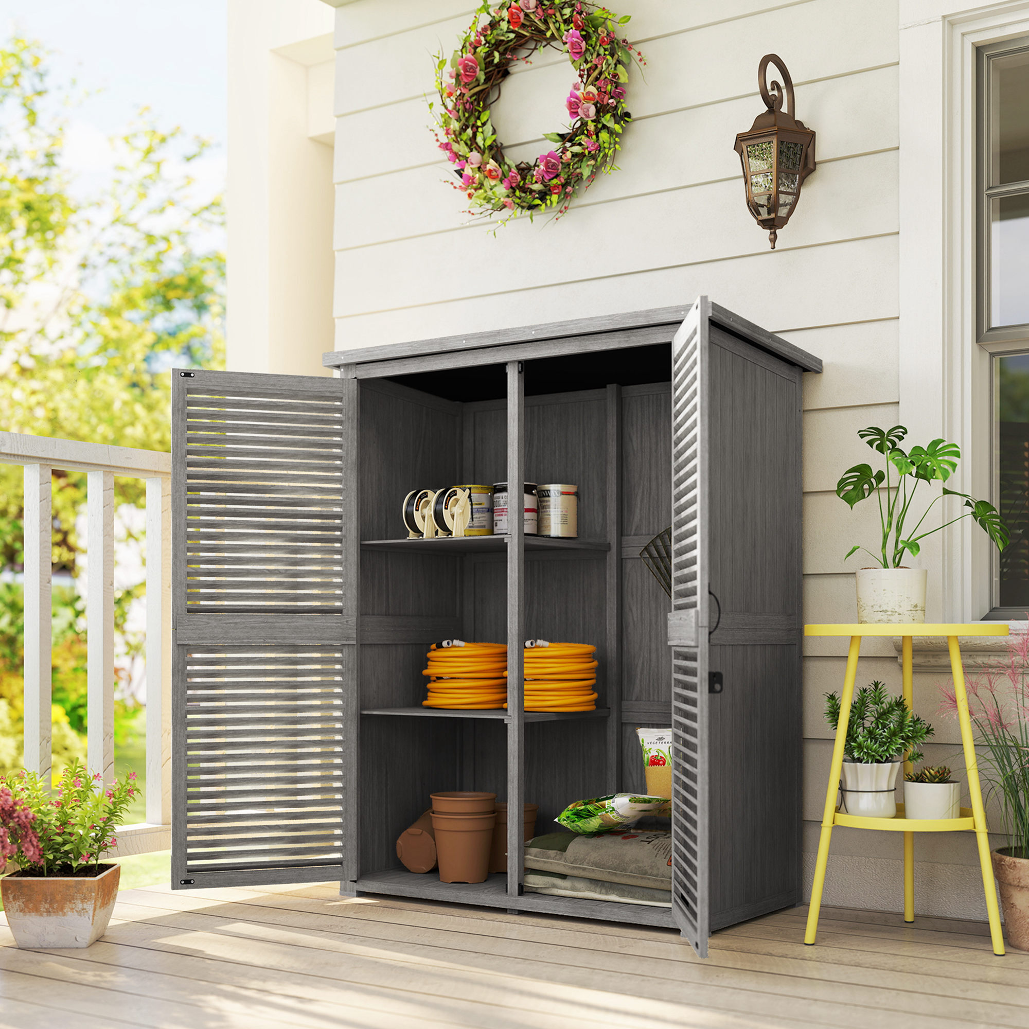 Caseta de Jardín de Madera, 127x65x168 cm, Cobertizo Jardín Exterior, Armario para Almacenaje Herramientas, con 2 Puertas de Persiana 2 Estantes Techo Impermeable para Patio Terraza, Gris