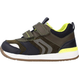 Zapatillas Niño de la marca GEOX  modelo B RISHON BOY VERDE