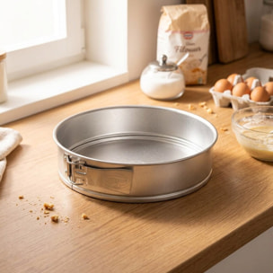 Moule à manqué à charnière 26 cm Dr.Oetker Classics