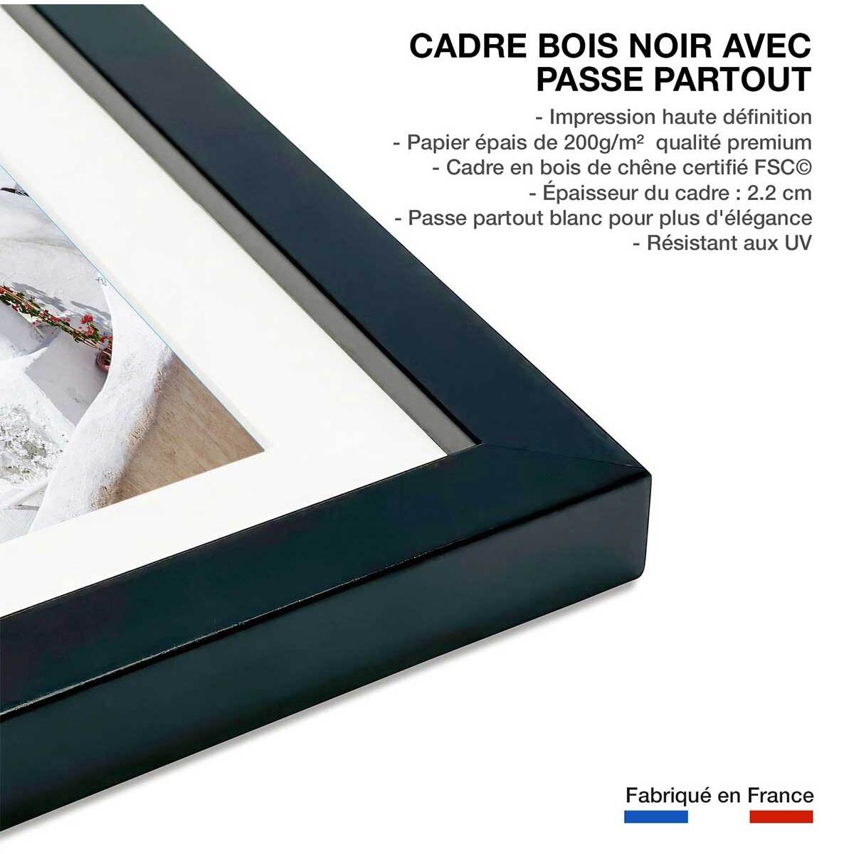 Poster dôme bleu sur les cyclades Affiche + cadre en bois - Noir