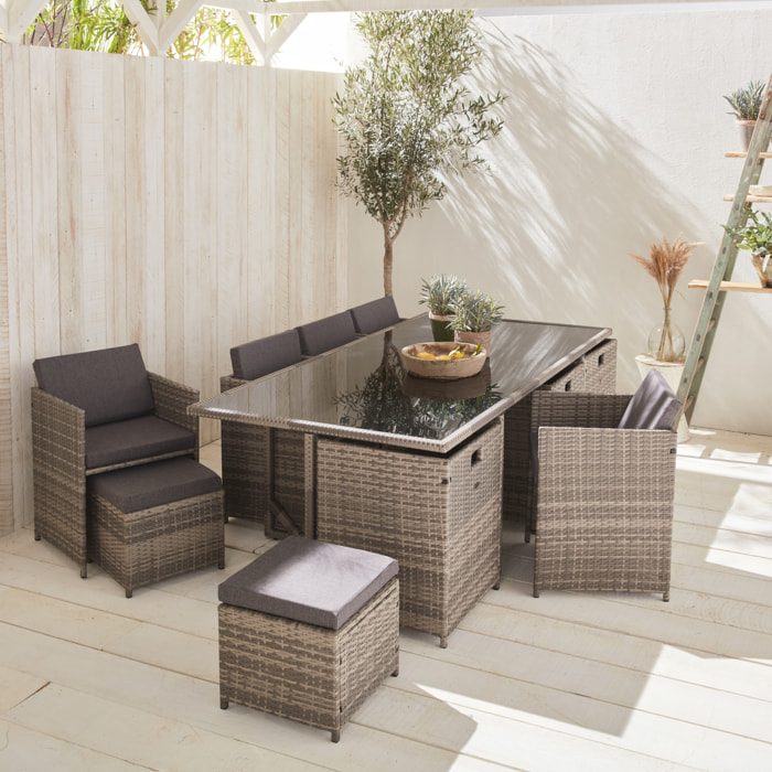 Table de jardin encastrable résine tressée + 12 assises nuances de gris. coussins gris chiné. table encastrable + Housse de protection gris foncé polyester
