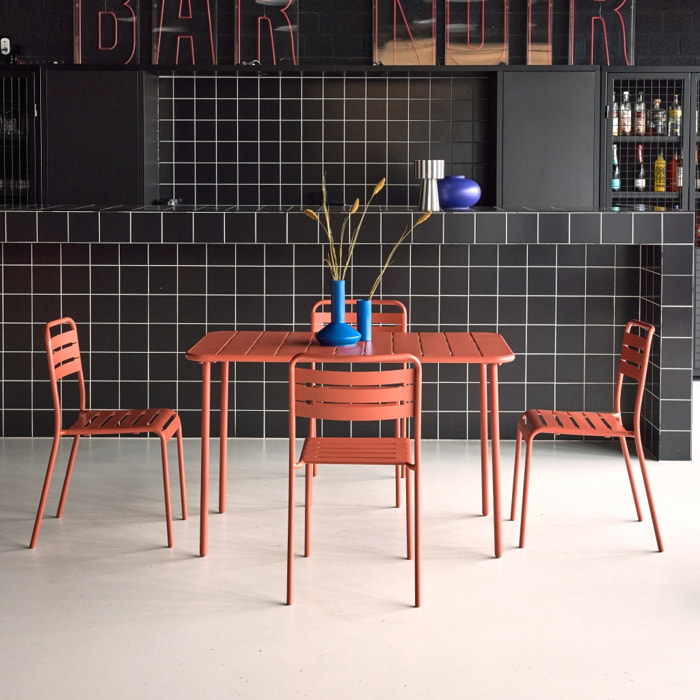 Table de jardin métal + 4 assises terracotta en acier. Amelia. 120x70xH72.5cm (12.2kg)