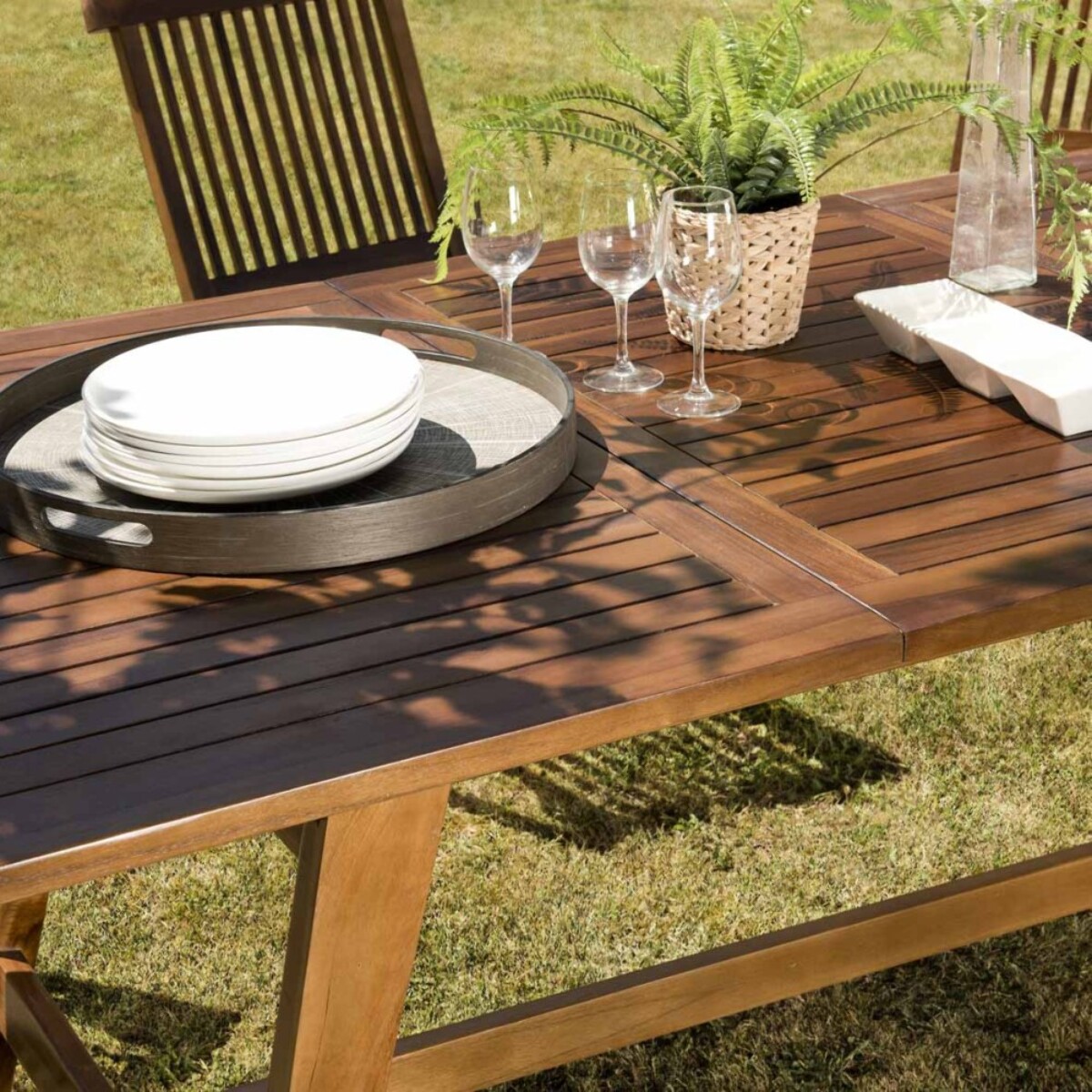 MAEVA - Table de jardin 8/10 personnes - rectangulaire scandi extensible 180/240x100cm en bois teck huilé