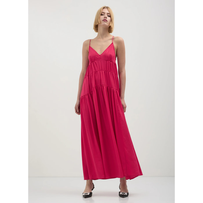 Vestito lungo con arricciature