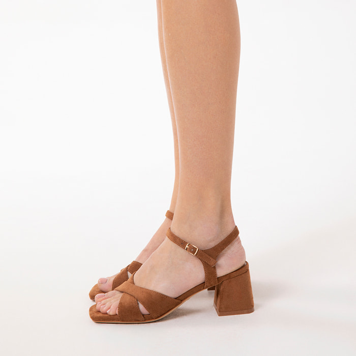 Sandalias cognac tacón 5,5 cm
