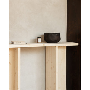 Consola de madera maciza en tono natural de 120x80cm Alto: 35 Largo: 120 Ancho: 80