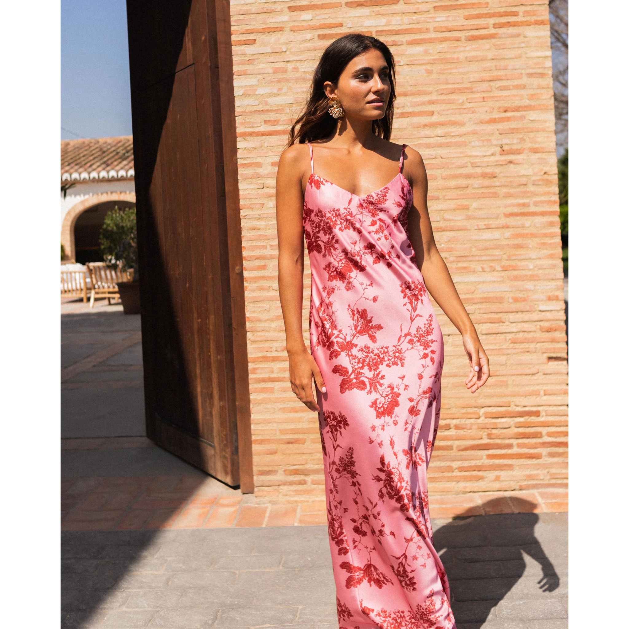 Vestido largo lencero con tirantes