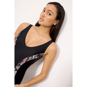 Costume da donna modellante